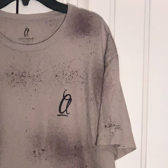 ASTRNEME short sleeved splatter design t-shirt; XL - Picture 5 of 5
